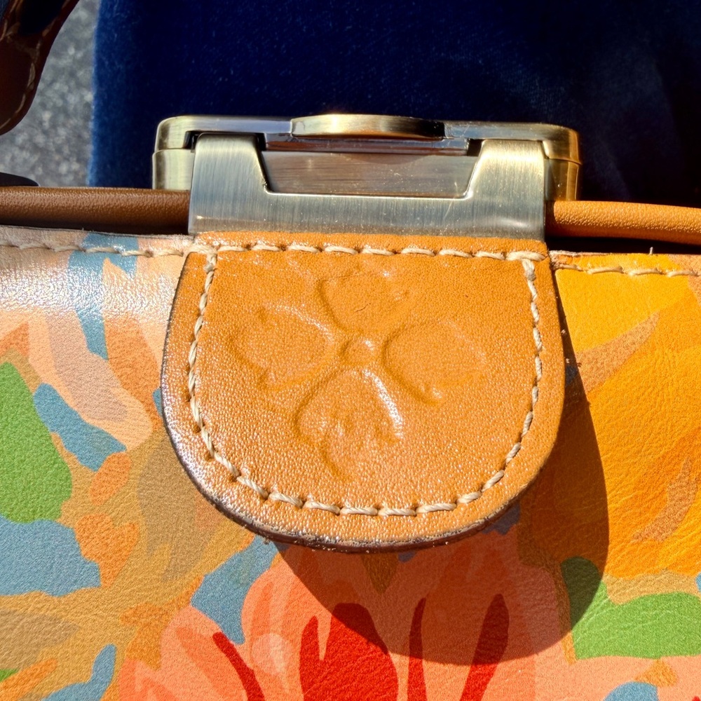 Patricia Nash Gracchi Frame Handbag - Picture 5 of 10